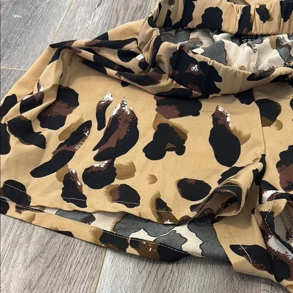 SHEIN Leopard Print Two-Piece Set - Picture 7 of 8